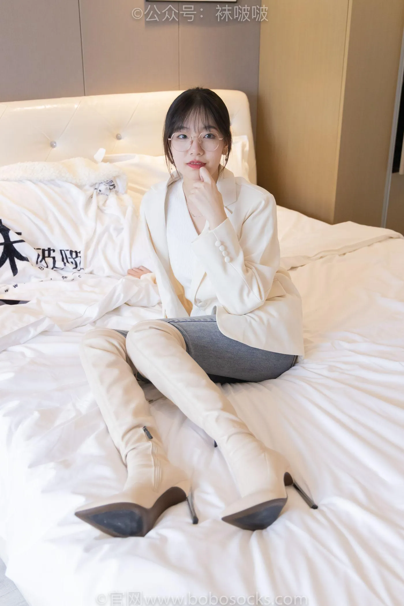 [BoBoSocks袜啵啵]NO.050 小甜豆-高跟长靴、白棉袜 [175P]插图3
